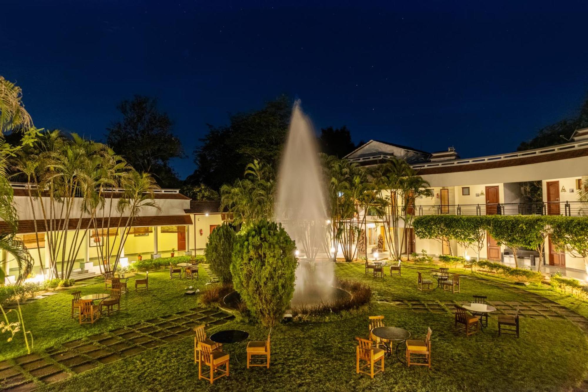 Sterling Arunai Anantha - Tiruvannamalai Exterior photo