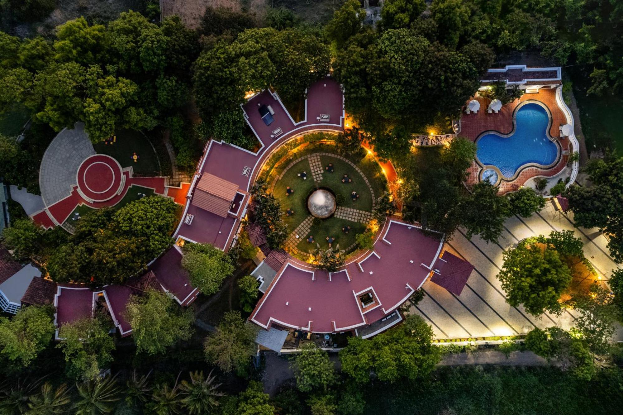 Sterling Arunai Anantha - Tiruvannamalai Exterior photo